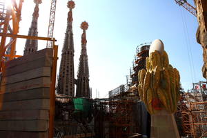 Sagrada Família (torres em construção) - Barcelona, Espanha - out/2009