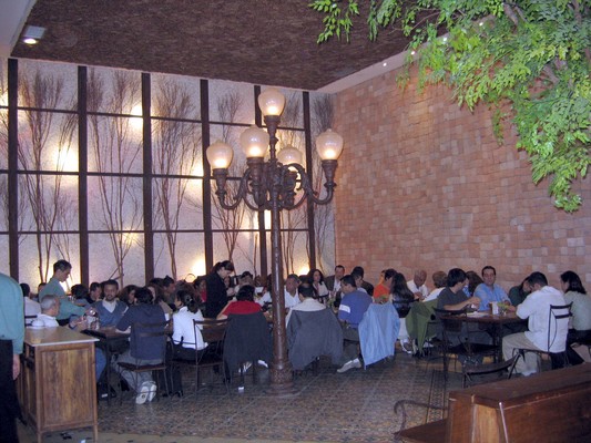 Restaurante Páteo da Luz - Center 3, São Paulo, SP - out/2004