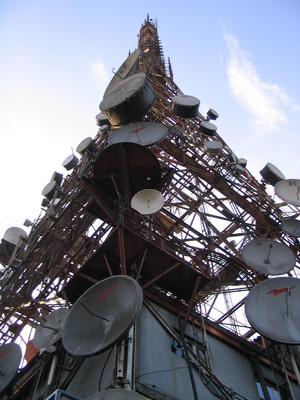 Uma das antenas do Pico do Jaraguá - São Paulo, SP