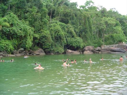 Piscina natural da Praia de Itamambuca - Ubatuba, SP - jan/2006